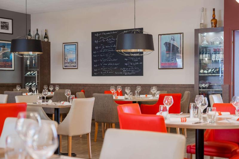 هتل Le Circuit Le Mans