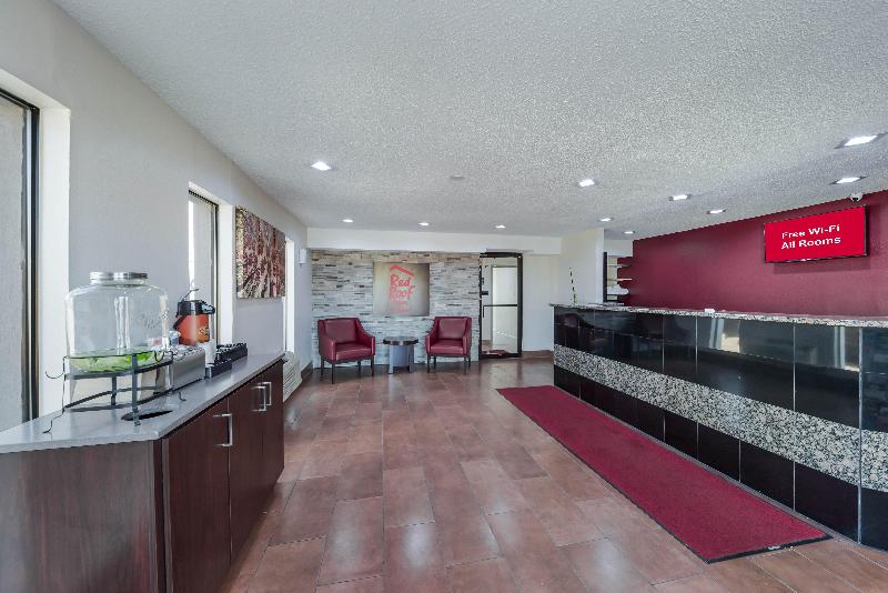 فندق Red Roof Inn & Suites Denton