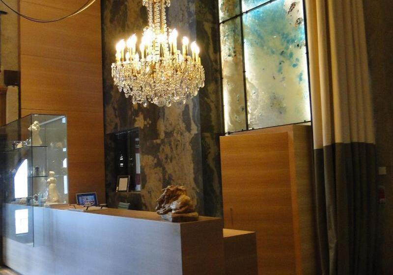 בית מלון כפרי Relais & Chateaux Le Brittany & Spa