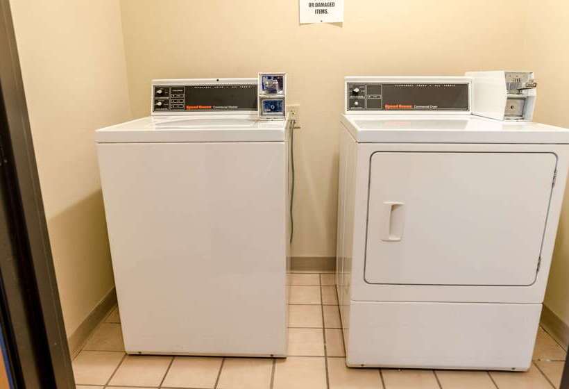 فندق Rodeway Inn