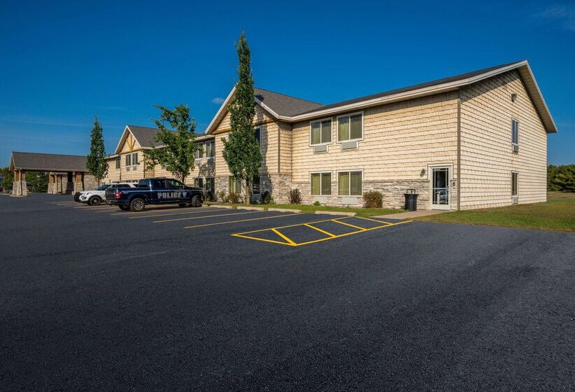 בית מלון כפרי Rodeway Inn & Suites