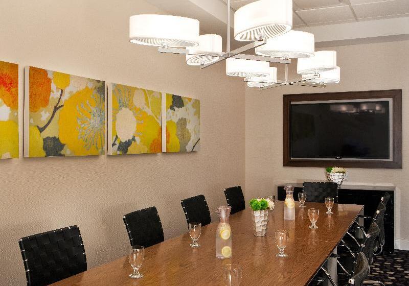 Отель Sonesta Atlanta Airport South