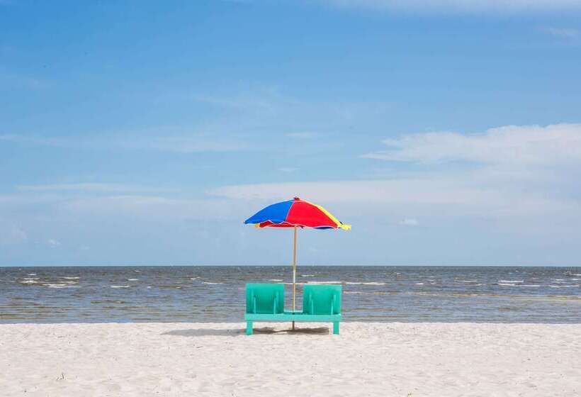 בית מלון כפרי Super 8 By Wyndham Diberville Biloxi Area