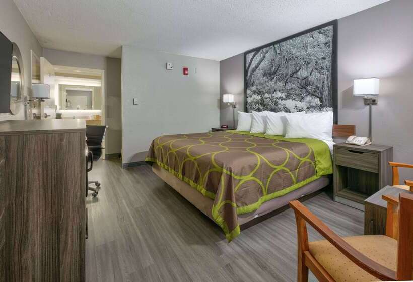 בית מלון כפרי Super 8 By Wyndham Diberville Biloxi Area