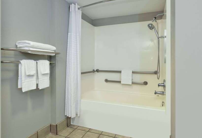 בית מלון כפרי Super 8 By Wyndham Diberville Biloxi Area