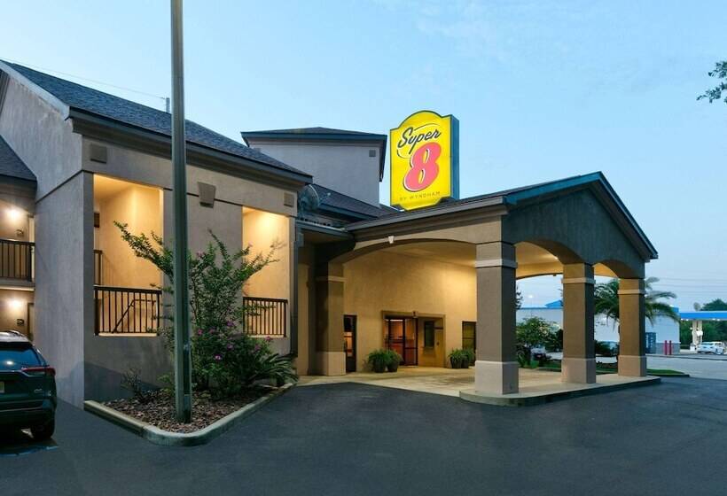 בית מלון כפרי Super 8 By Wyndham Diberville Biloxi Area