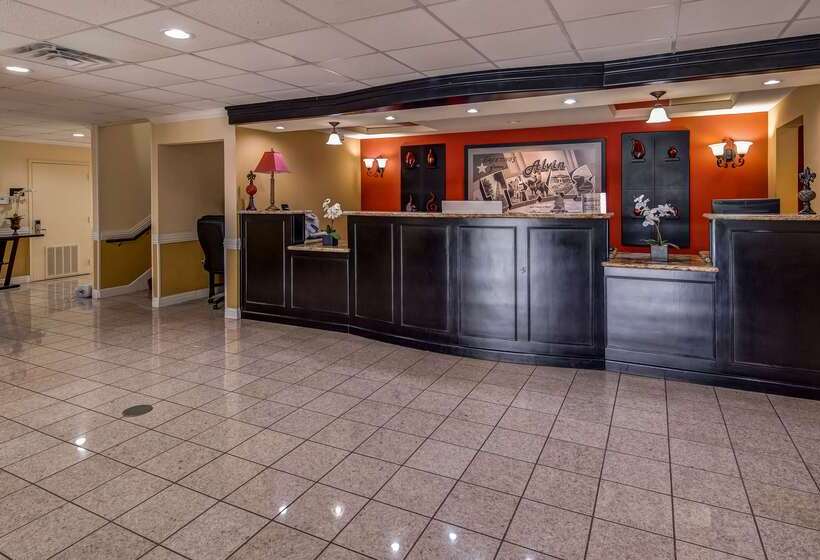 Surestay Plus Hotel By Best Western Alvin