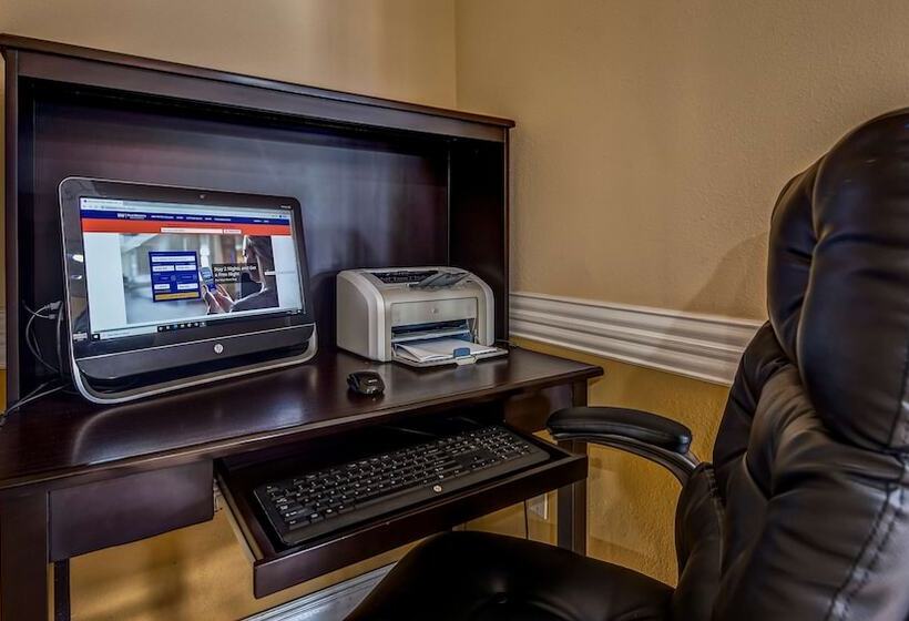 Surestay Plus Hotel By Best Western Alvin