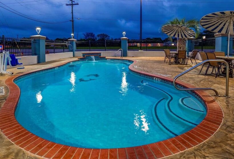 Surestay Plus Hotel By Best Western Alvin