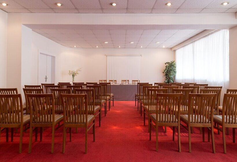 호텔 The Originals Boutique, Hôtel Les Strélitzias, Antibes Juan Les Pins