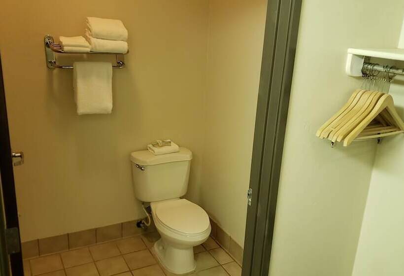 فندق Travelodge By Wyndham Carlsbad Nm