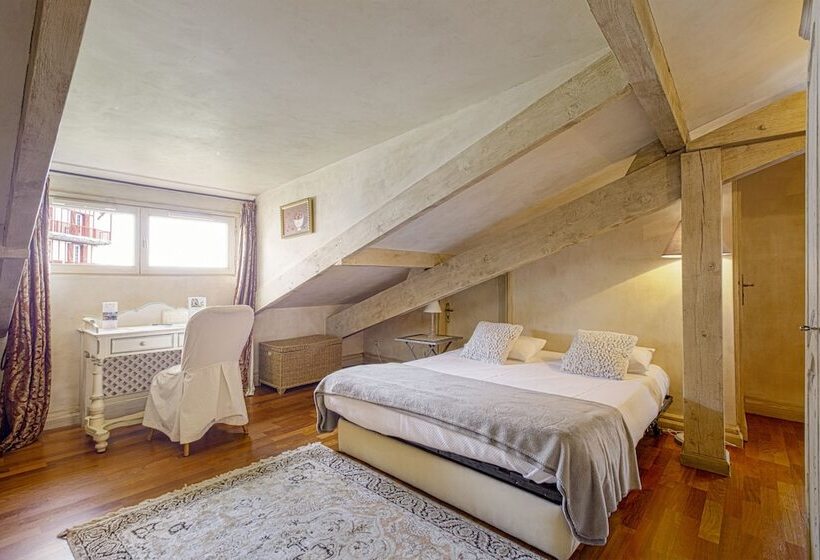 Отель Villa Catarie