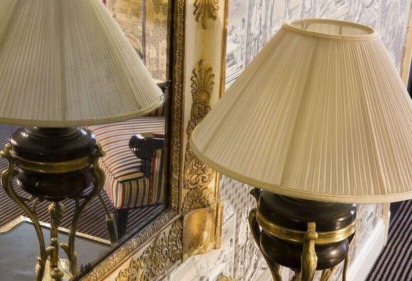 호텔 La Villa D Estrées Saint Germain