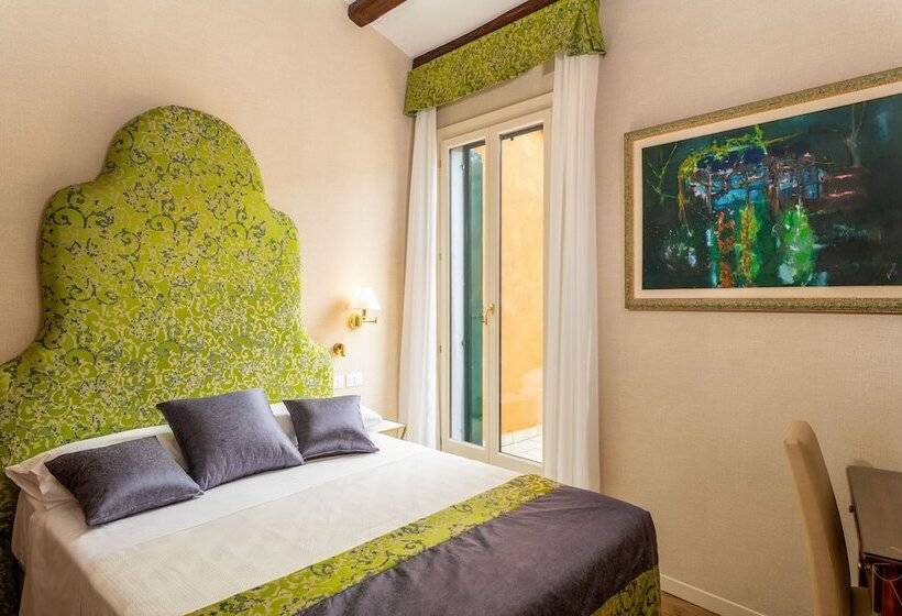 هتل Villa Rosa