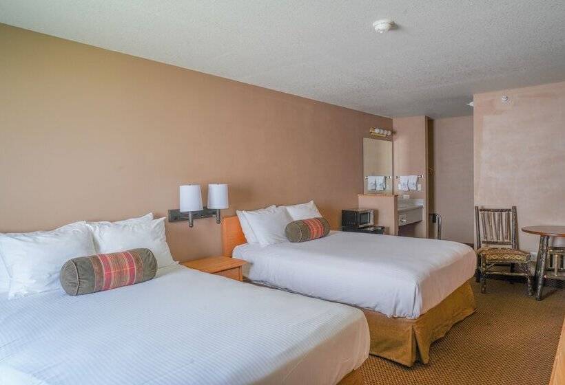 هتل Whitewater Inn