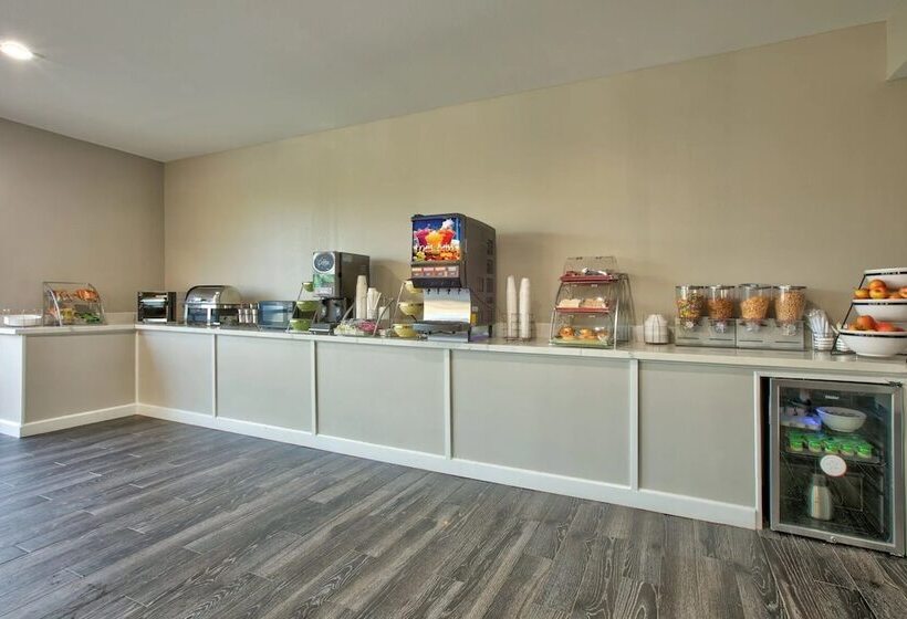 בית מלון כפרי Wingate By Wyndham Biloxi Ocean Springs