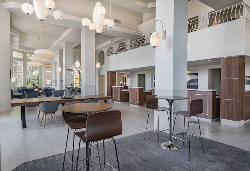 ホテル Wyndham Garden San Diego