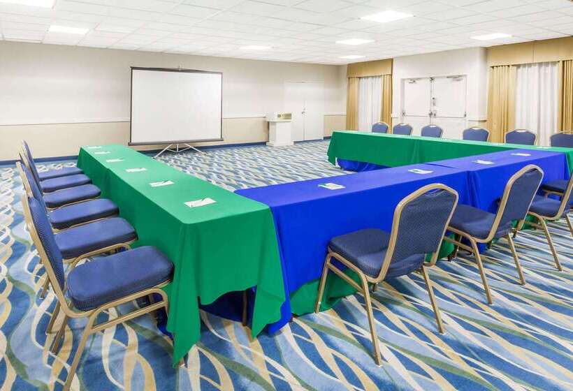 酒店 Wyndham Garden San Diego