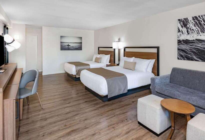 ホテル Wyndham Garden San Diego