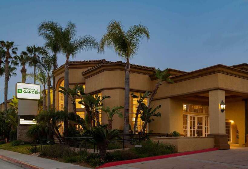 ホテル Wyndham Garden San Diego