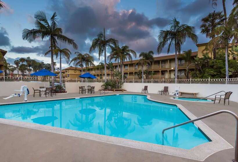 ホテル Wyndham Garden San Diego