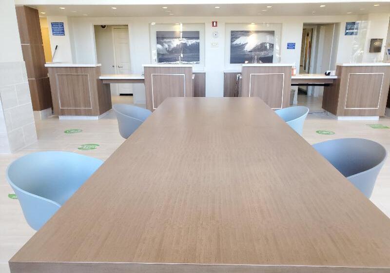 ホテル Wyndham Garden San Diego