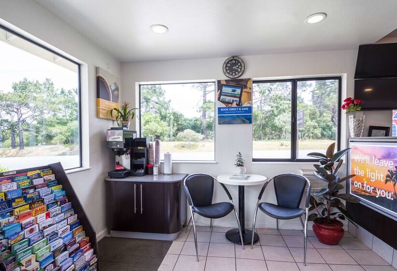 酒店 Fisherman S Cove Inn