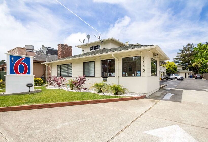 酒店 Fisherman S Cove Inn