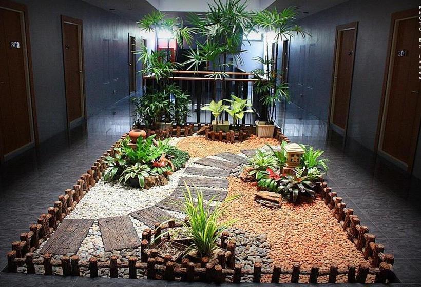 Отель Merdelong