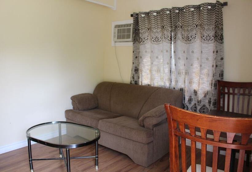 فندق على الطريق Sauble Beach Lodge