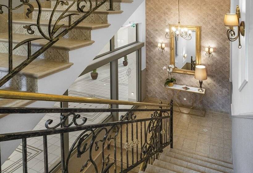 Ventus Rosa Boutique Apart