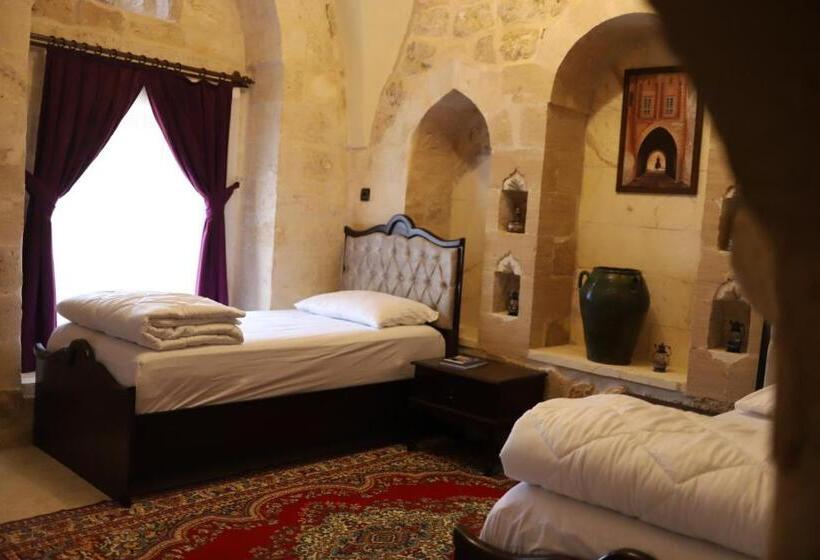 هتل Maristan Tarihi Konak