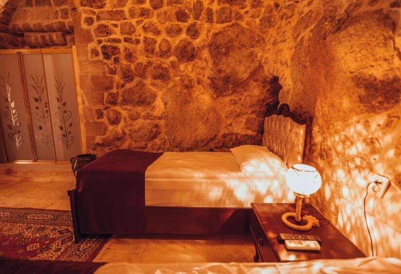 هتل Maristan Tarihi Konak