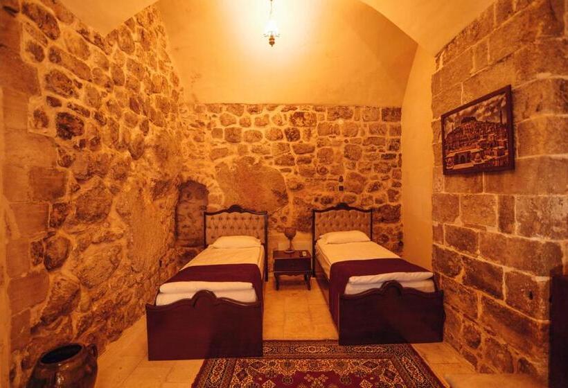 هتل Maristan Tarihi Konak