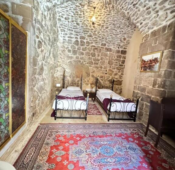 هتل Maristan Tarihi Konak