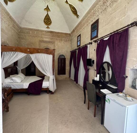 هتل Maristan Tarihi Konak