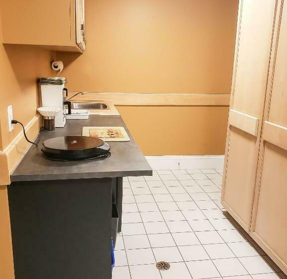 הוסטל Fox Point Inn