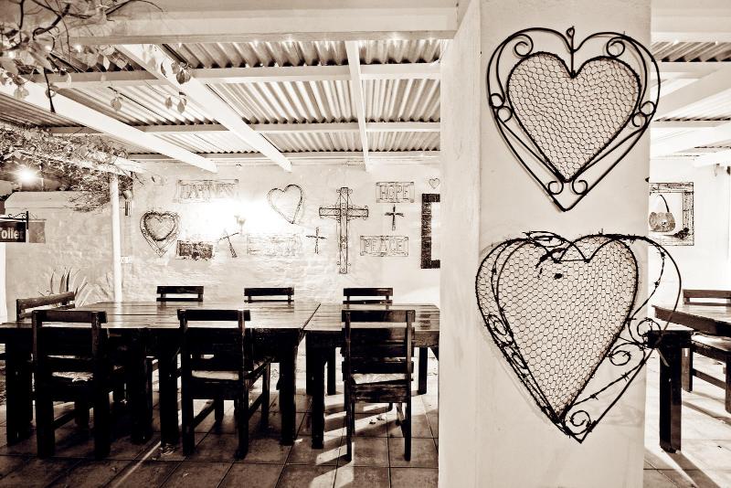 בית מלון כפרי Camdeboo Cottages