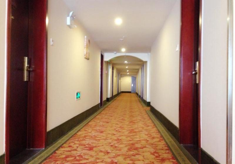 Отель Greentree Inn Huaian Lianshui Jindi International Garden Business