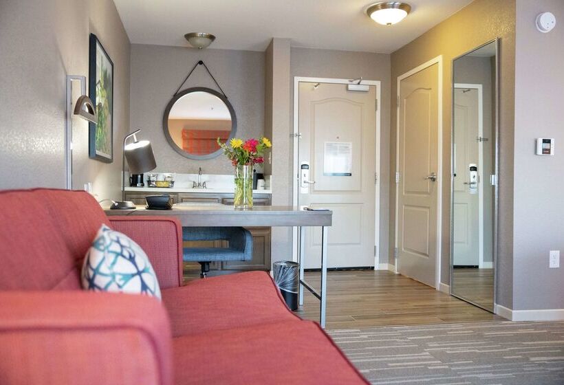 Hampton Inn & Suites Fresno