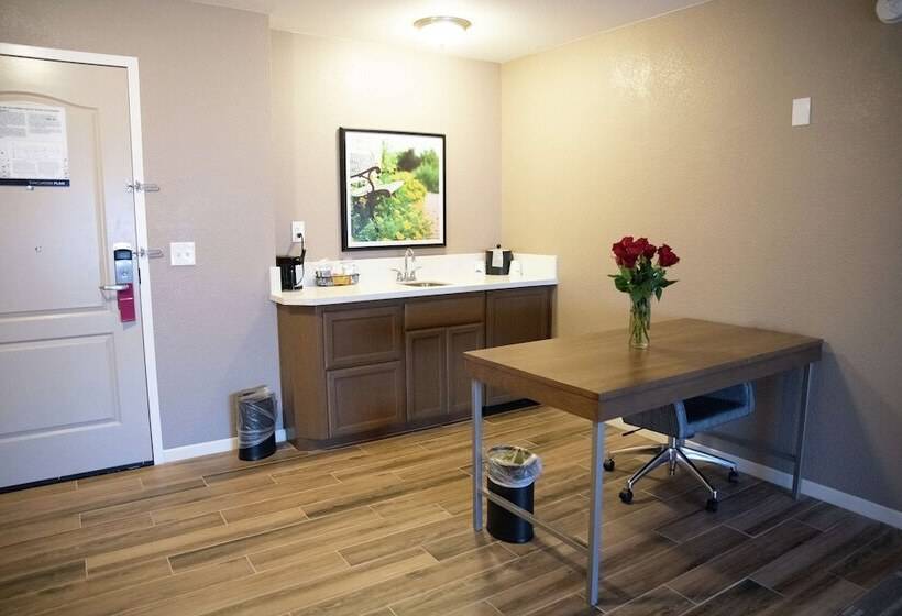 Hampton Inn & Suites Fresno