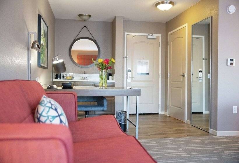 Hampton Inn & Suites Fresno