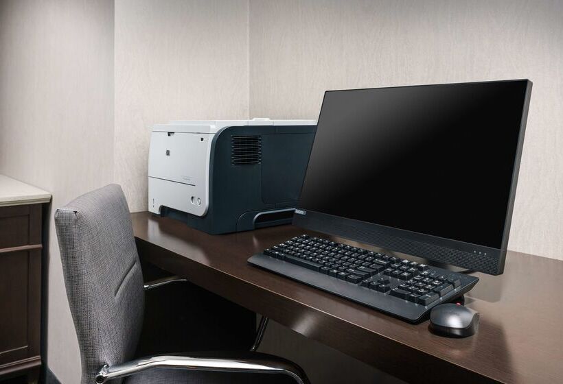 Hampton Inn & Suites Baltimore Inner Harbor