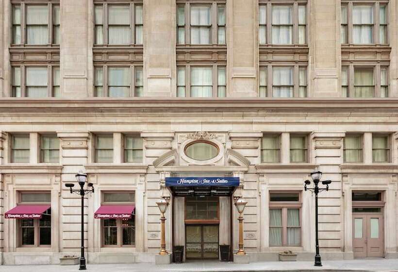 Hampton Inn & Suites Baltimore Inner Harbor