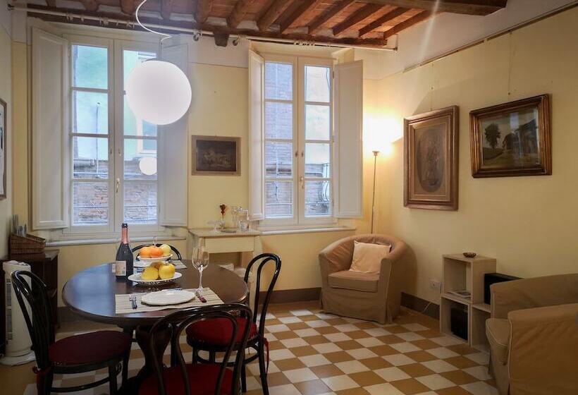 هتل A Palazzo Busdraghi Residenza D'epoca