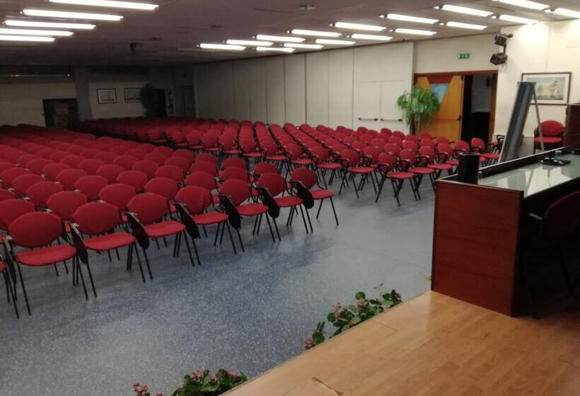 בית מלון כפרי Addaura Village E Congressi