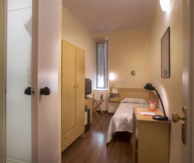 هتل Albergo Arena