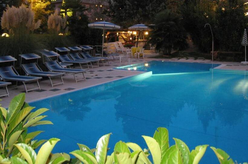 בית מלון כפרי Albergo Boomerang