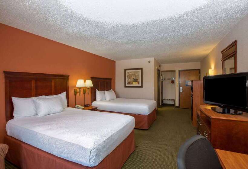 هتل Americinn By Wyndham Omaha