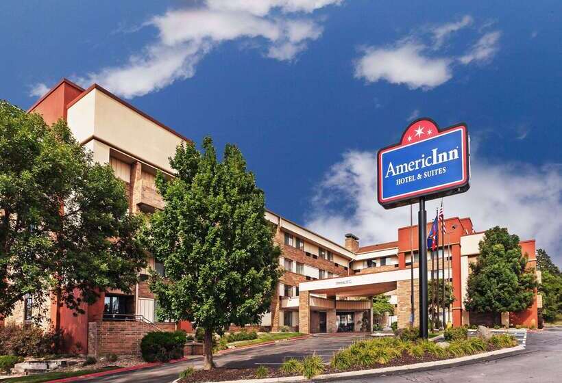 هتل Americinn By Wyndham Omaha